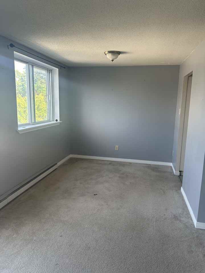 2820 Carling Avenue - Photo 5 of 14