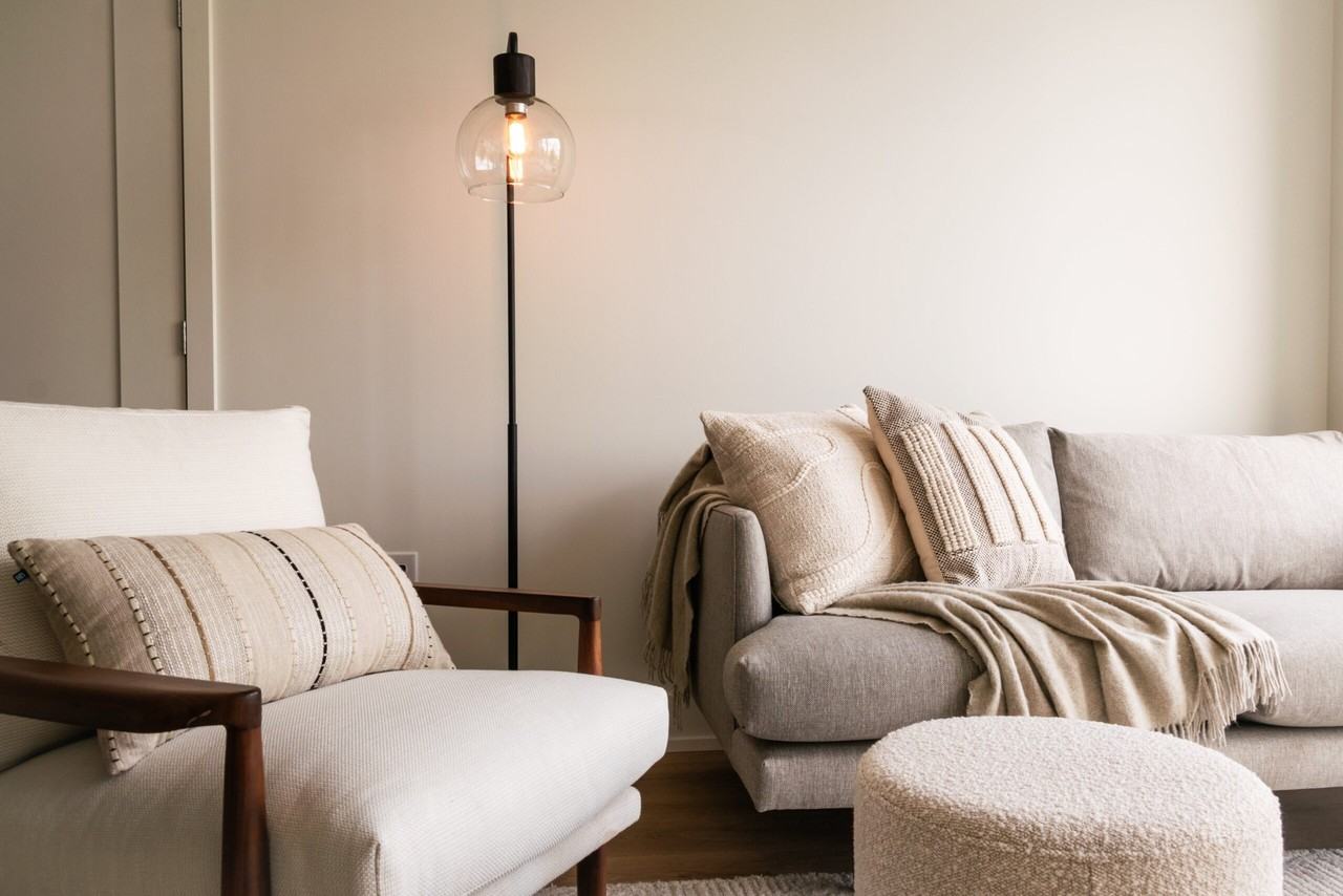 2070 Scott Street - Photo 3 of 45