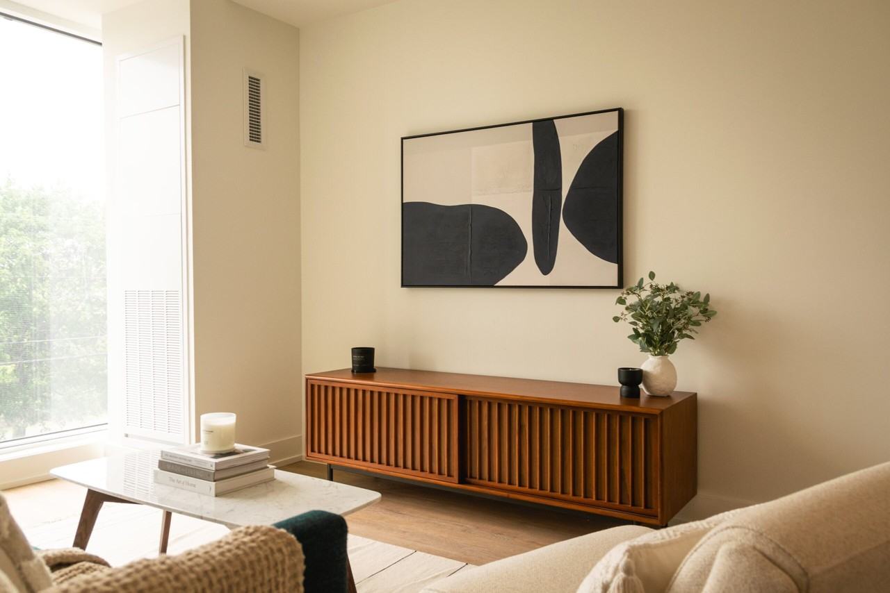 2070 Scott Street - Photo 4 of 45