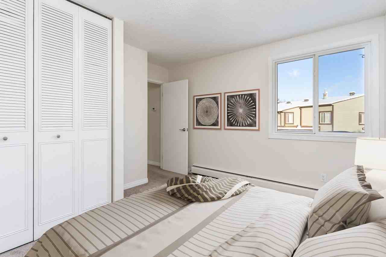 Hillcrest Place Townhomes | Parking Free | Water and Gar are Included | No Dog Allowed - Photo 3 of 49