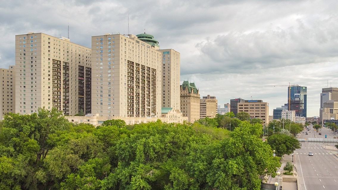 Fort Garry Place II - Photo 2 of 50