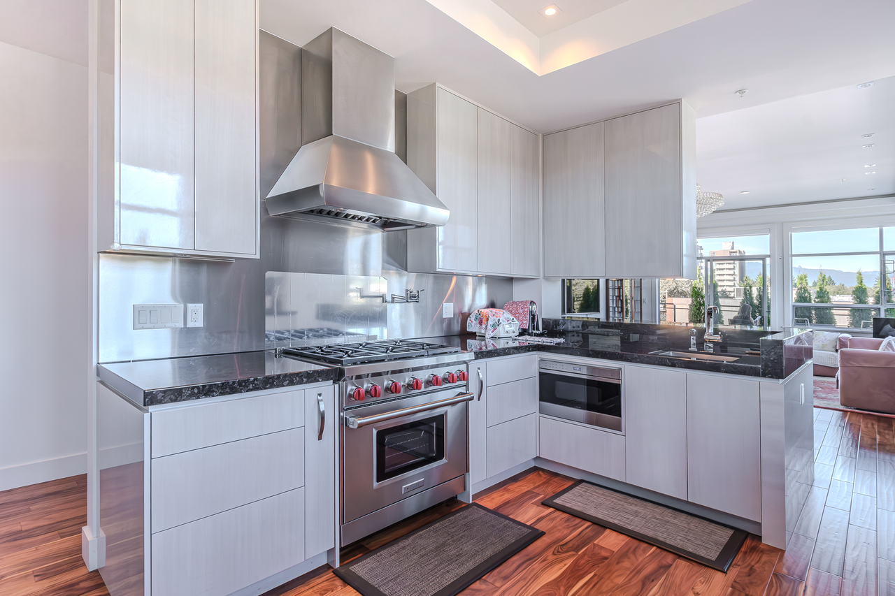 2128 West 40th Avenue - Photo 3 of 27