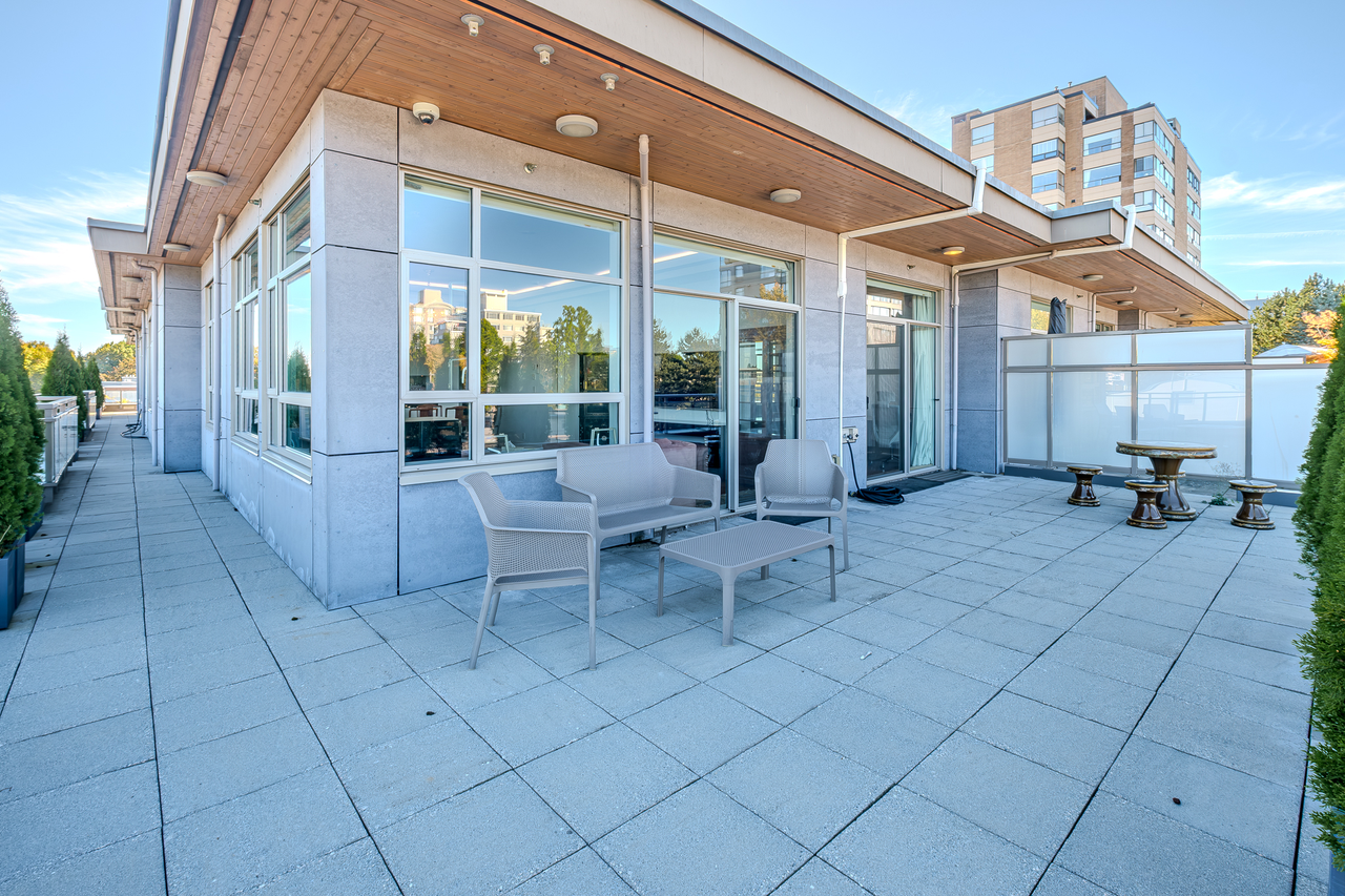 2128 West 40th Avenue - Photo 5 of 27