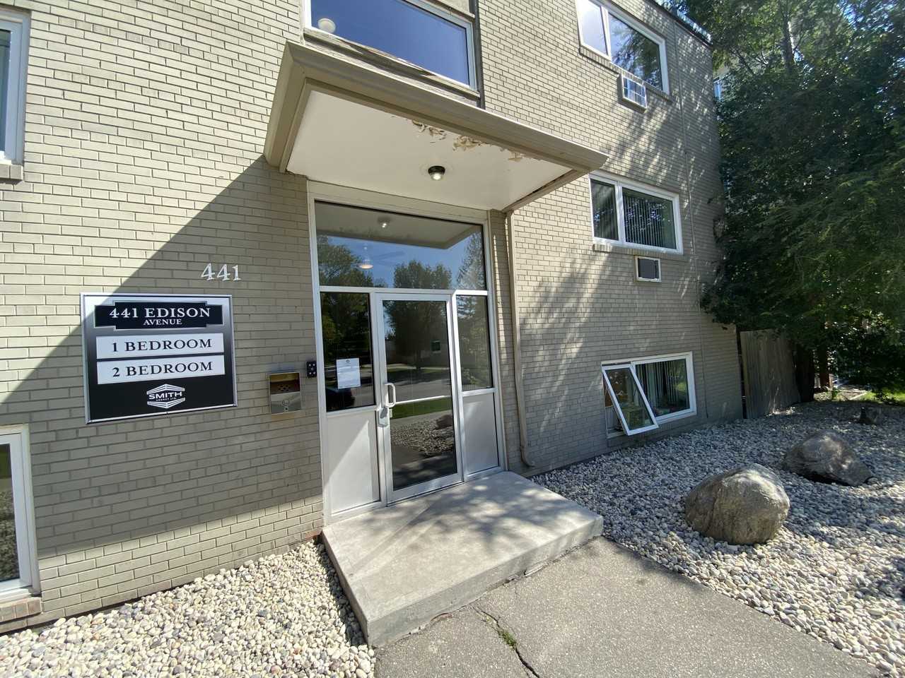 441 Edison Ave - Photo 7 of 15