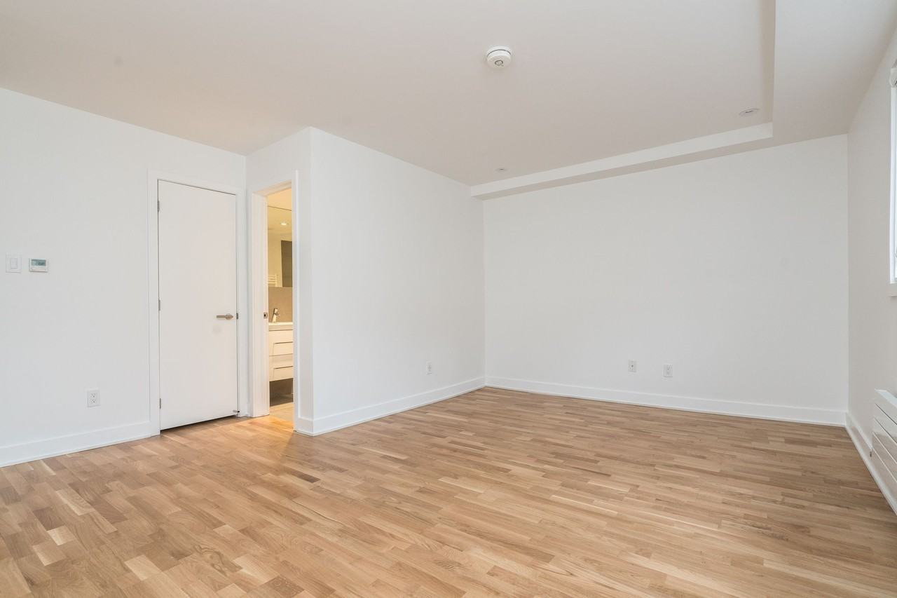 39, 47-49 Riverwood Parkway - Photo 6 of 42