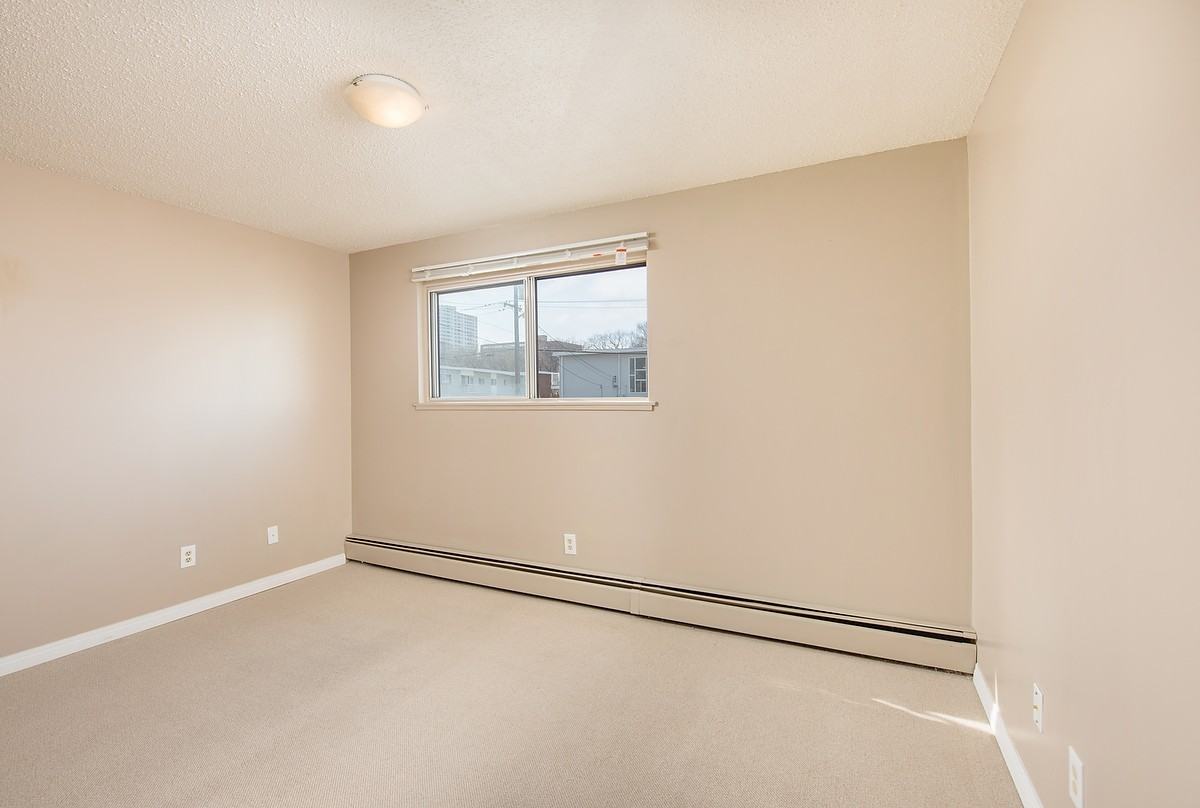 Lorinda Court - Photo 5 of 22