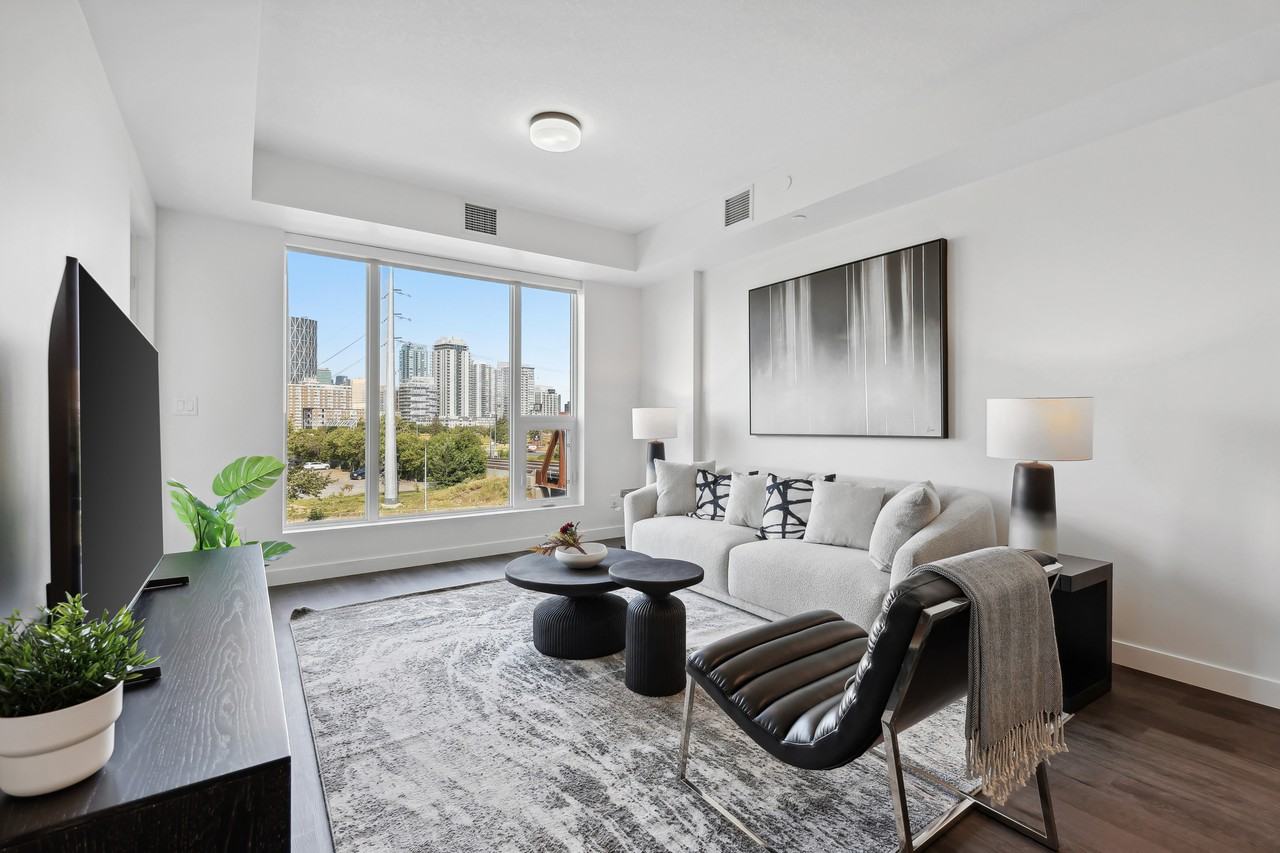 River's Edge - Photo 3 of 41