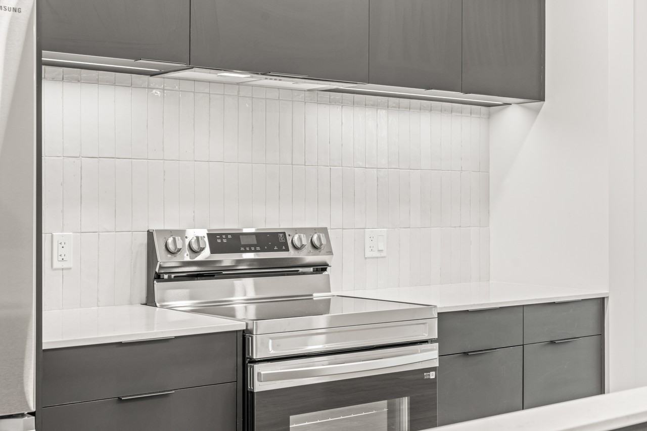 Westmin 795 - Photo 7 of 24