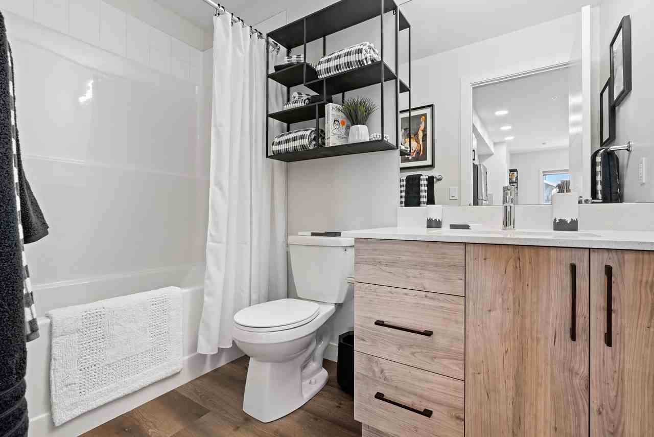 The Maverick - Photo 3 of 50