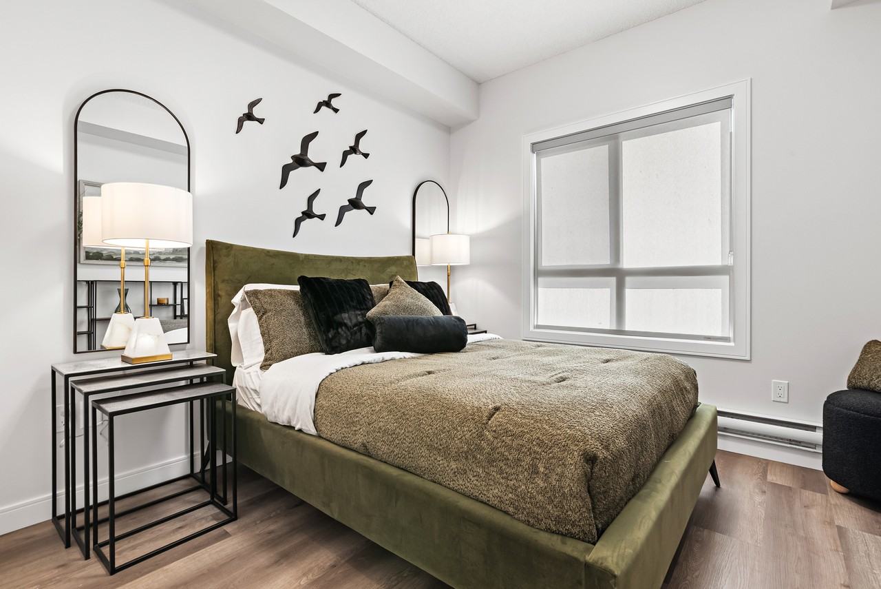 The Maverick - Photo 4 of 50