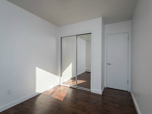 Katelyn - Photo 4 of 7