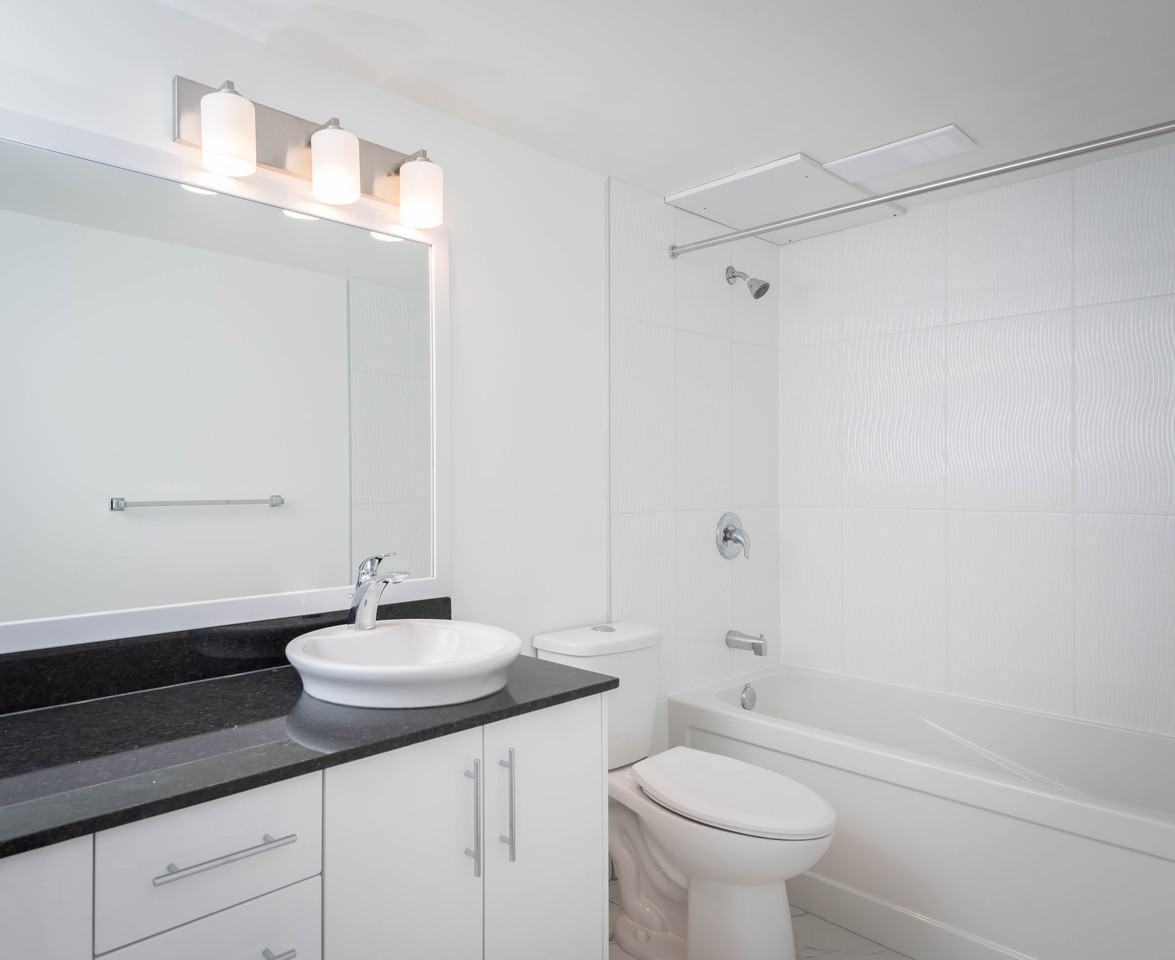 Oliver Tower - Photo 5 of 7