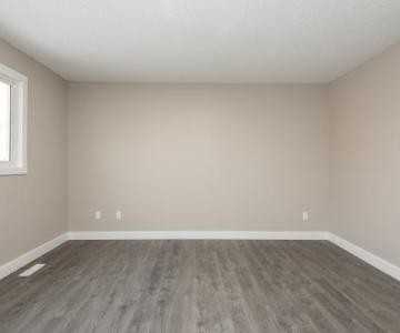 Lymburn - Photo 6 of 10