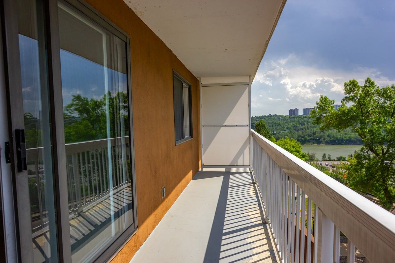 The David Thompson - Photo 7 of 16