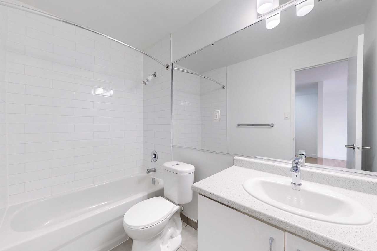 530 PROUDFOOT LANE - Photo 7 of 11