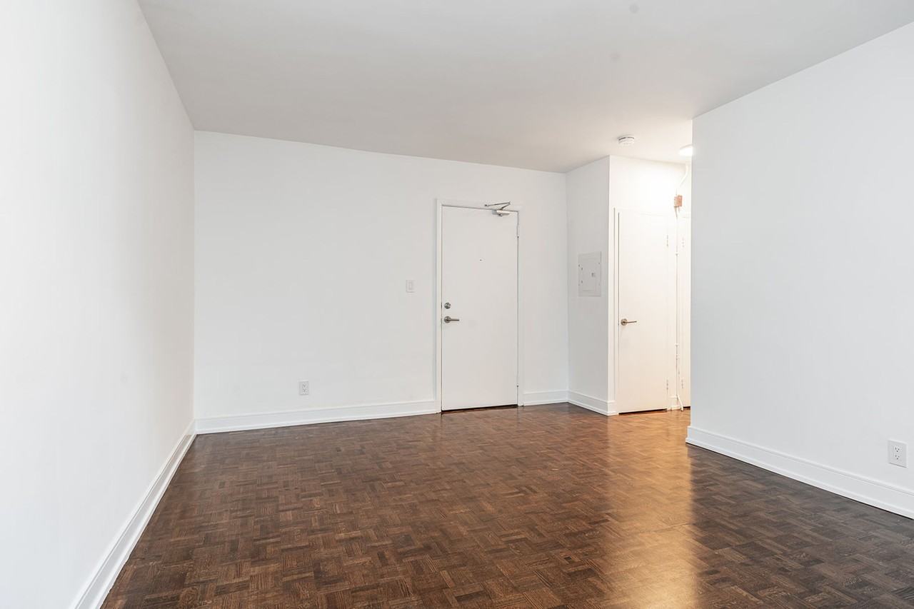 1001 O'Connor Drive - Photo 7 of 44