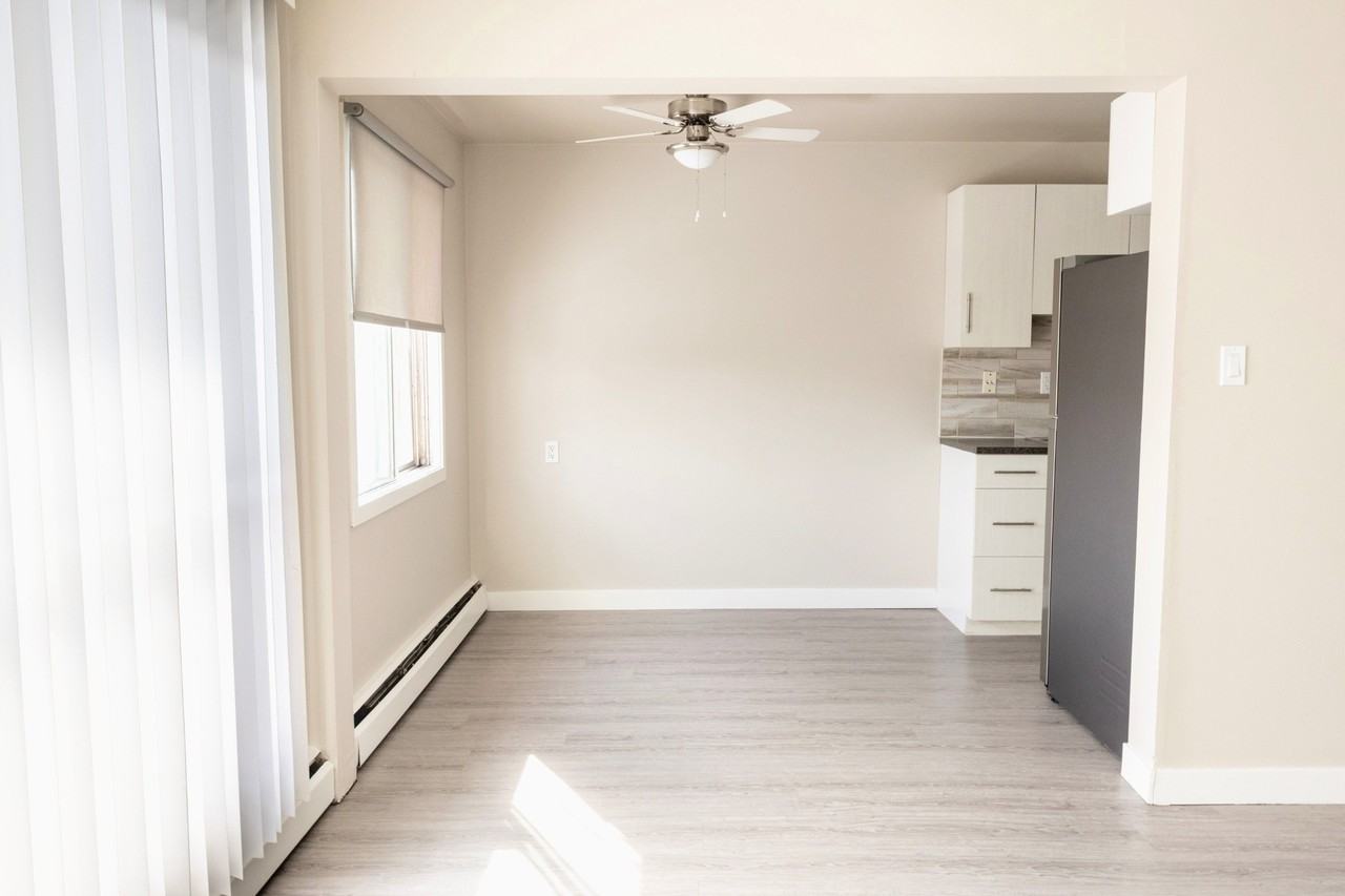 Millennium Manor - Photo 5 of 25