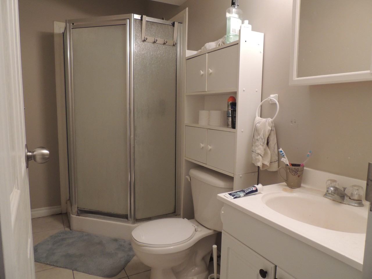 Sixty Two - Photo 3 of 17