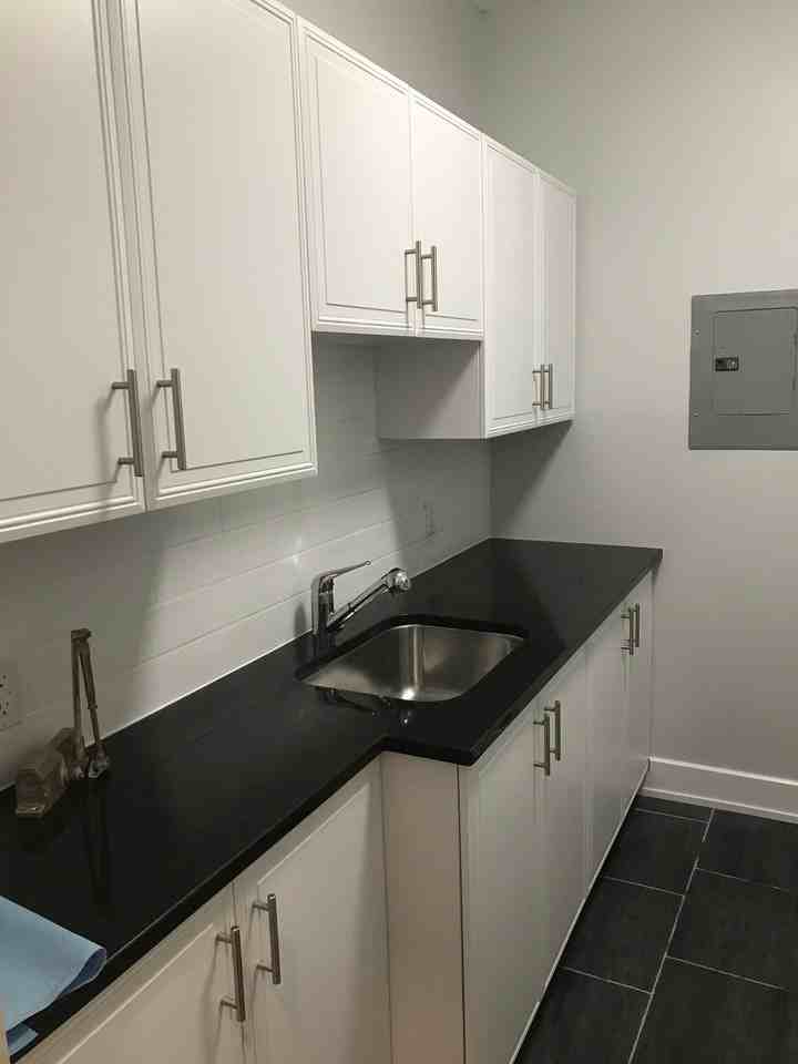 38 Monk St - Photo 4 of 10