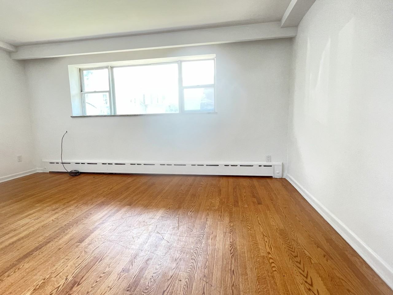 25 Windermere Ave - Photo 4 of 10