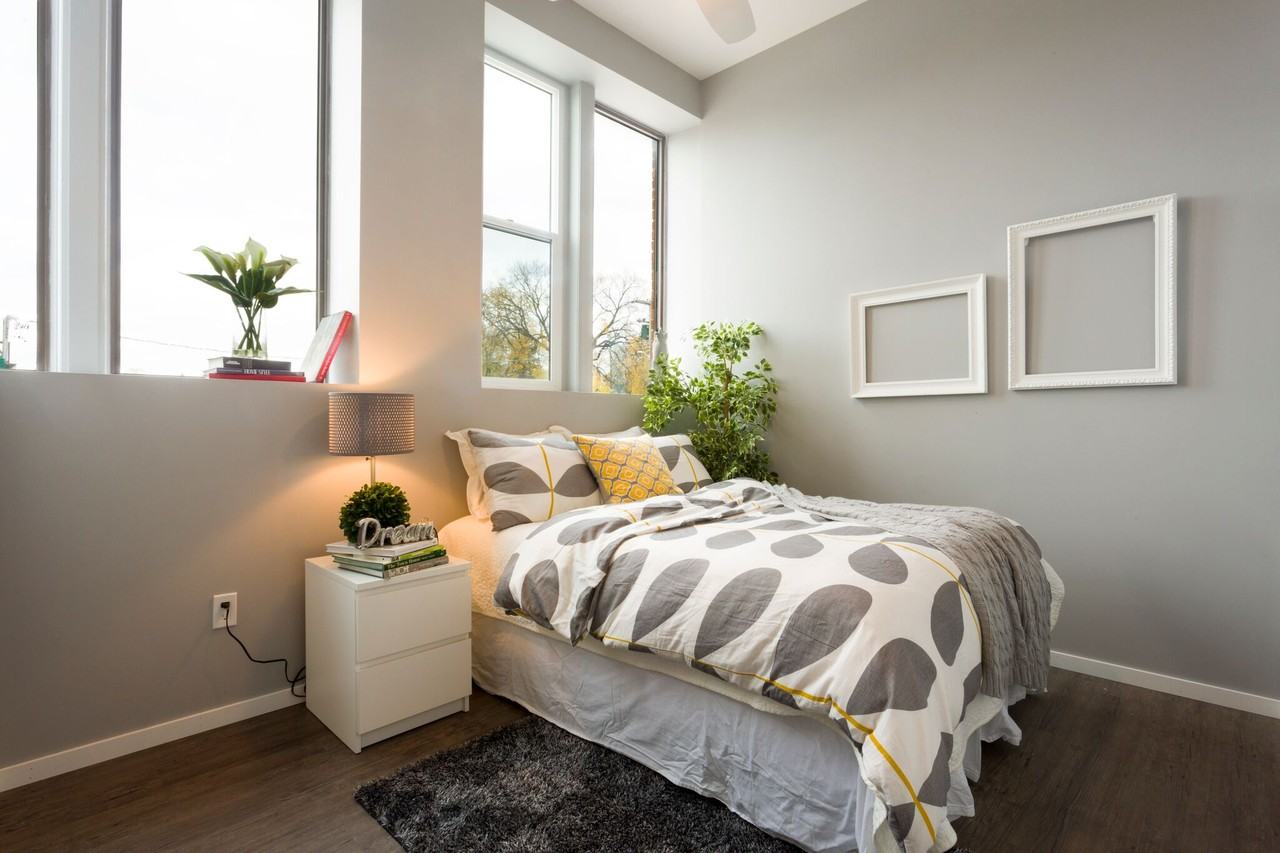 Elmwood Building - Photo 5 of 8