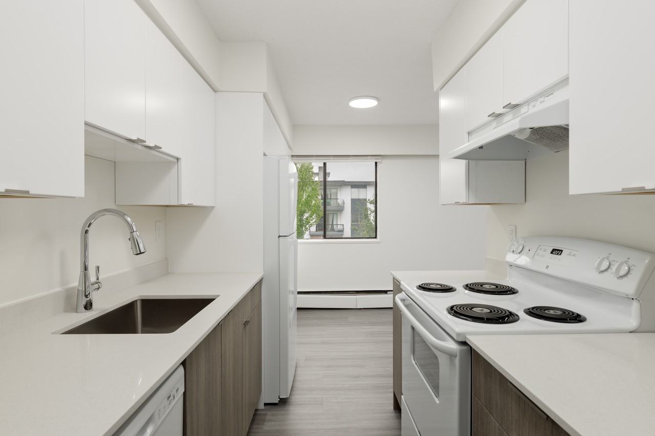 Penelope Apartments Ltd. - Photo 3 of 34