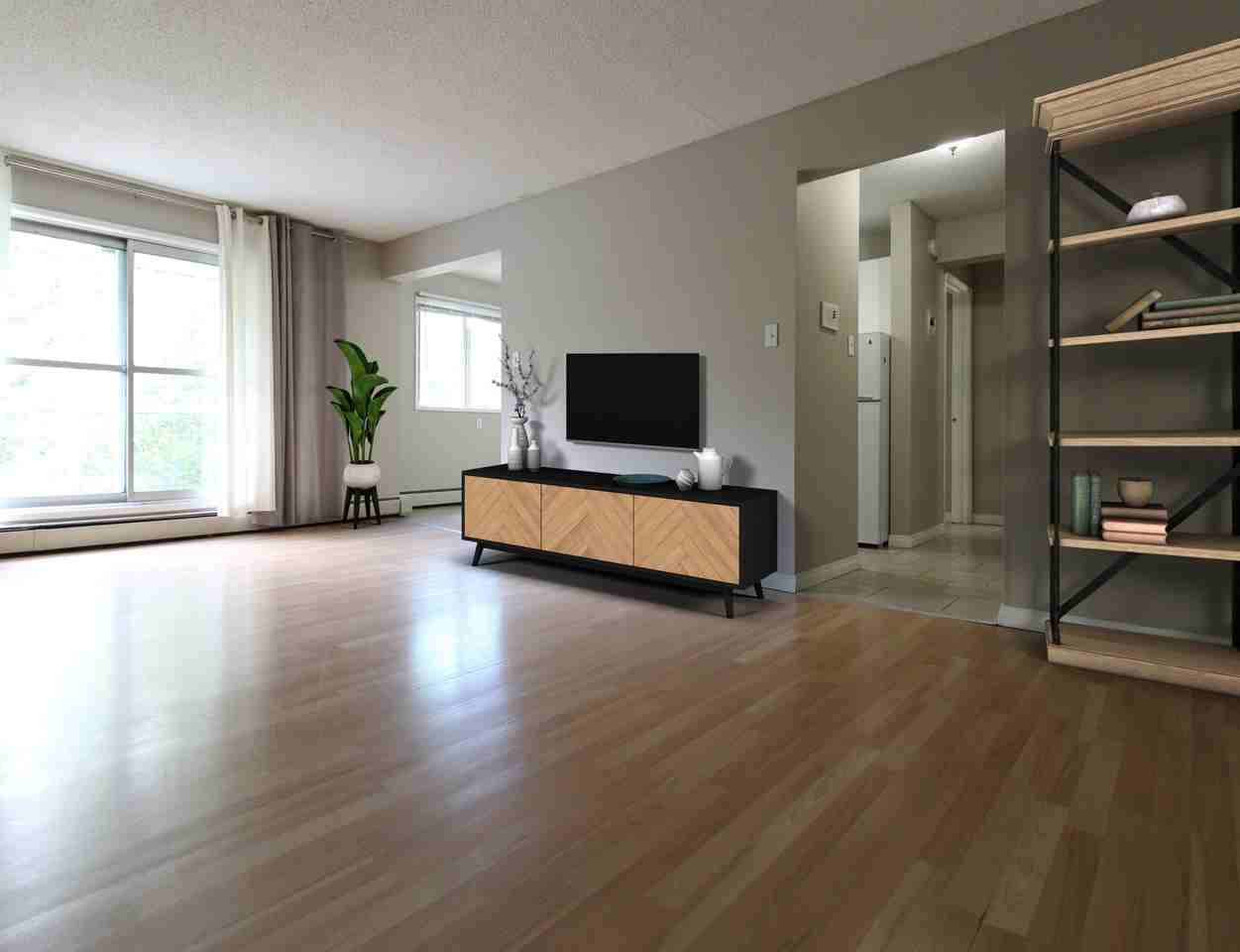 Flores Manor - Photo 3 of 9