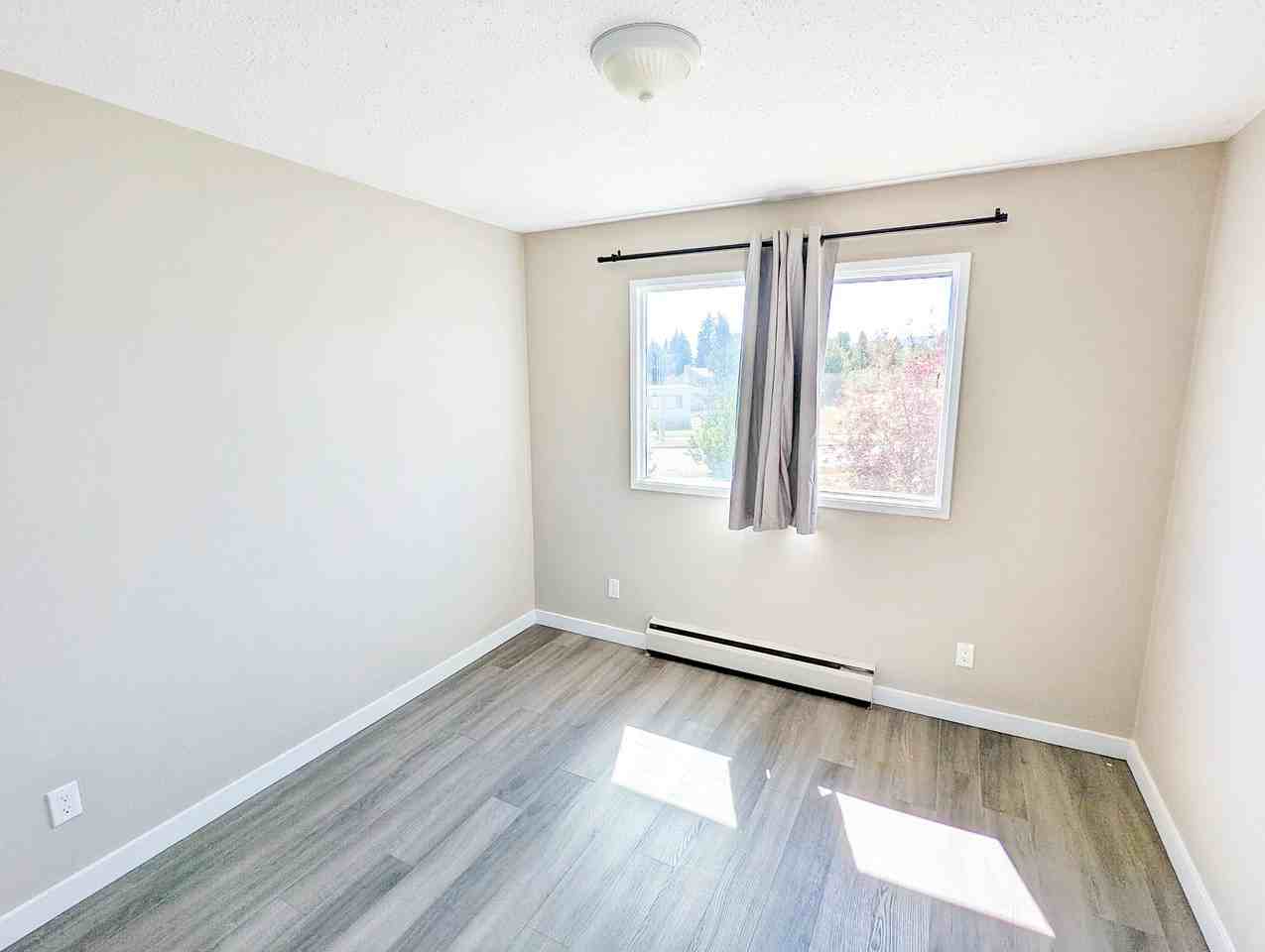 Uptown Apartments - Photo 5 of 9