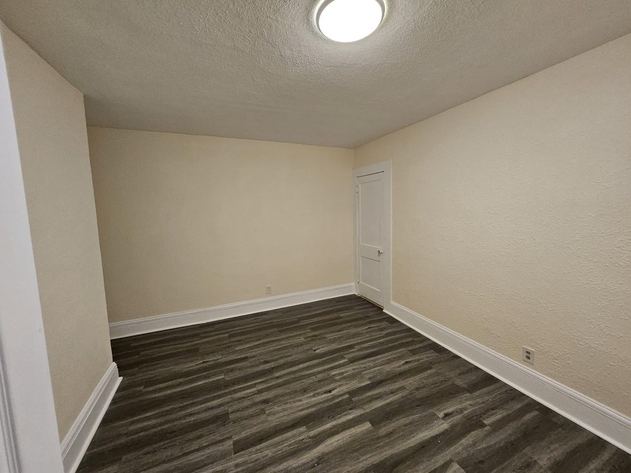 359 Prospect Ave - Photo 7 of 11