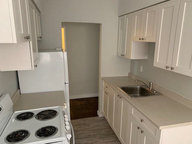 Bay Court - Photo 5 of 11