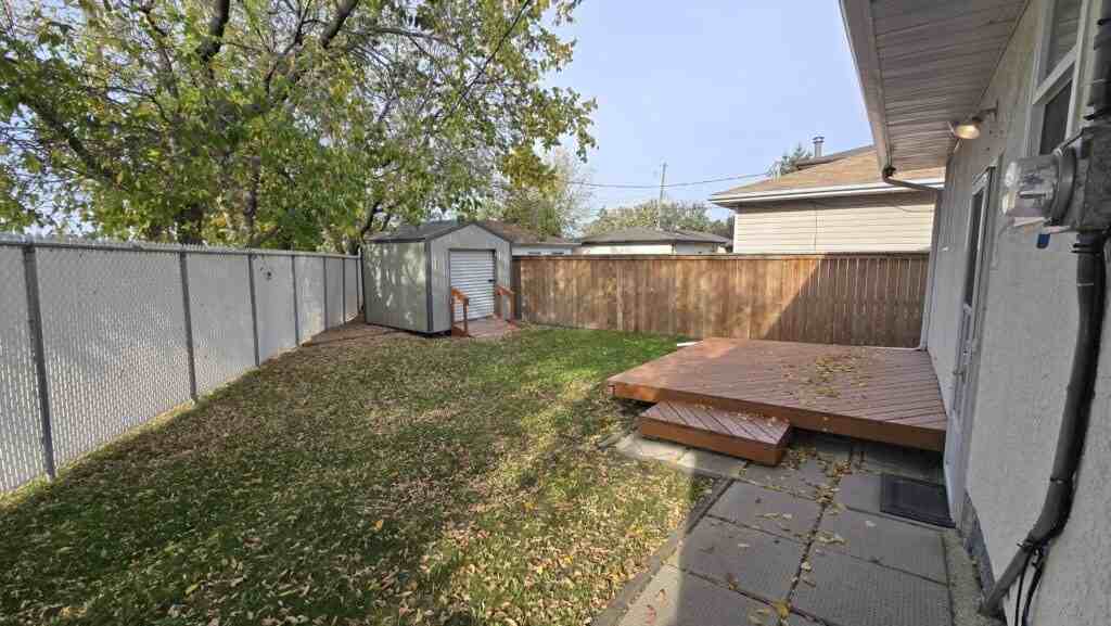 971 Calrossie Blvd - Photo 2 of 9