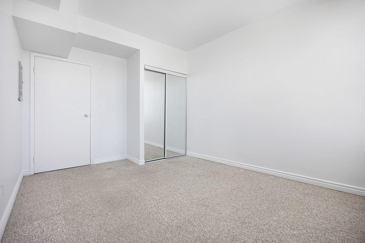 3433 Bathurst St. - Photo 7 of 10