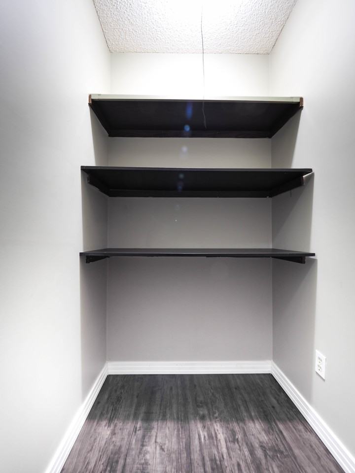 Pineridge Apartments - Photo 6 of 10