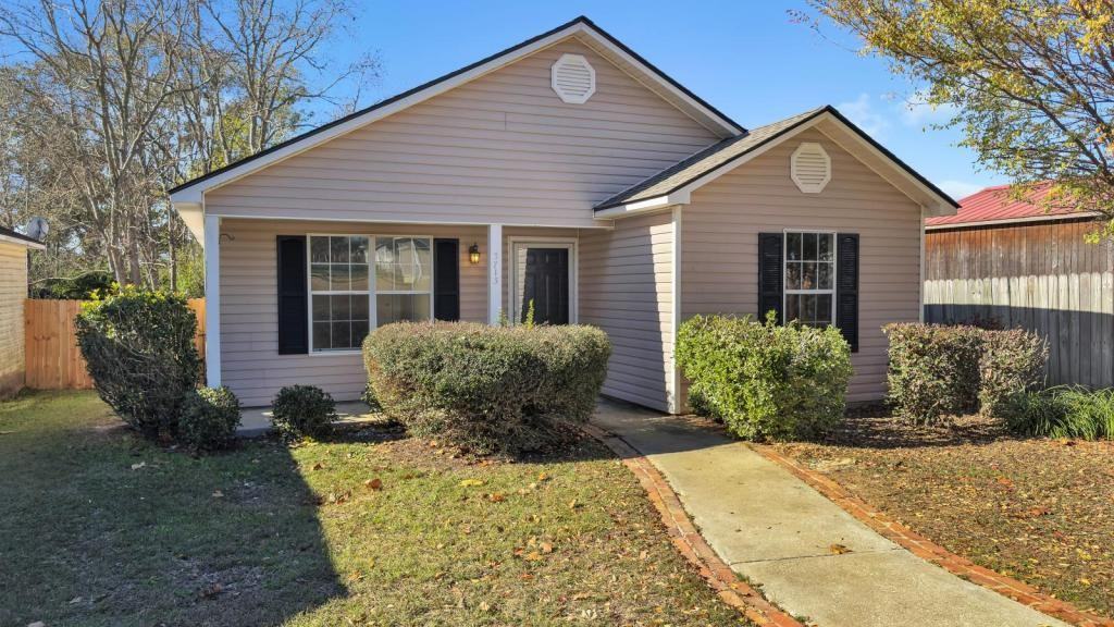 3713 Mulligan Rd - Photo 2 of 44