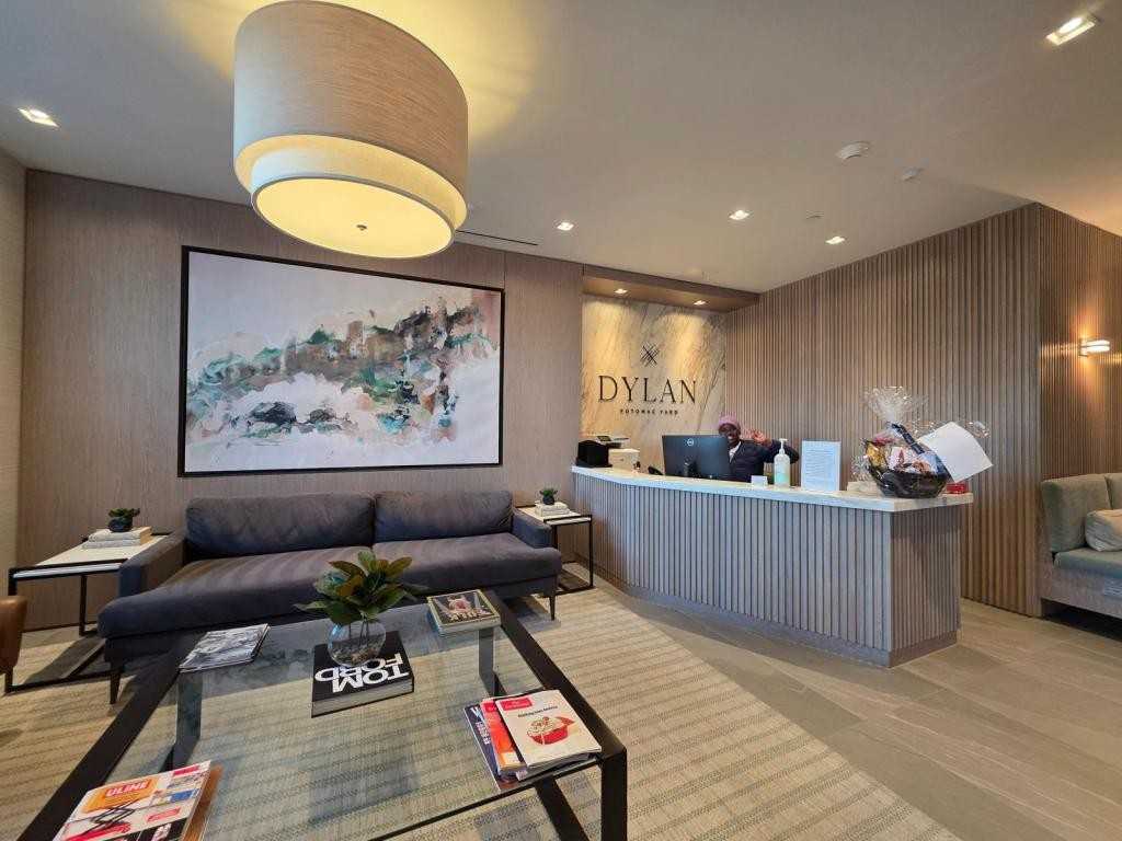 737 Swann Ave ##308 - Photo 3 of 50