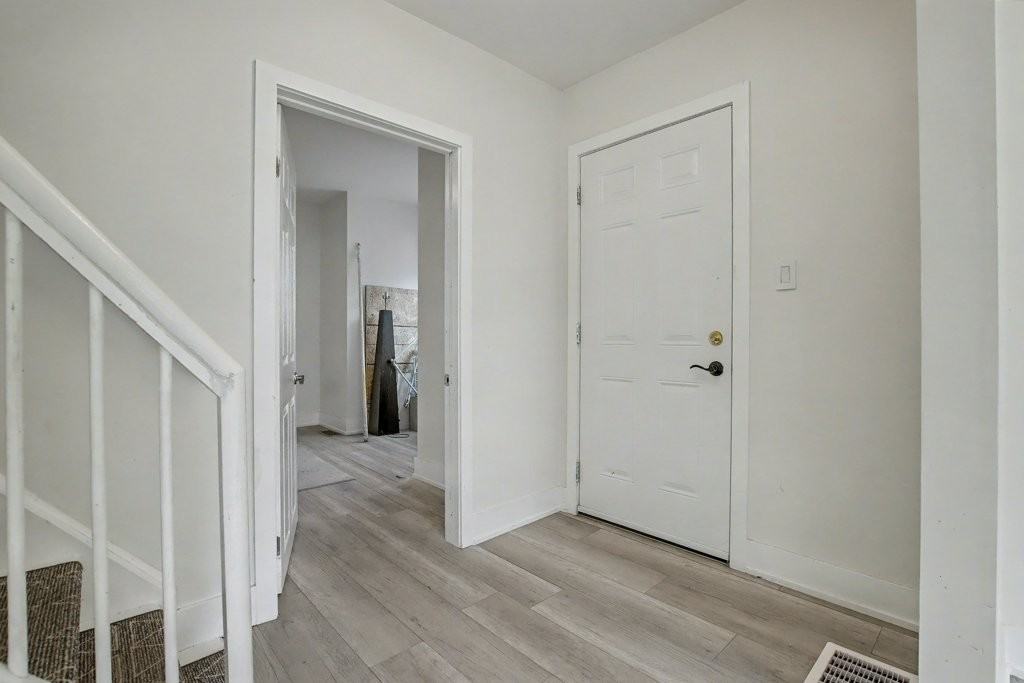 Lancaster - Photo 6 of 39