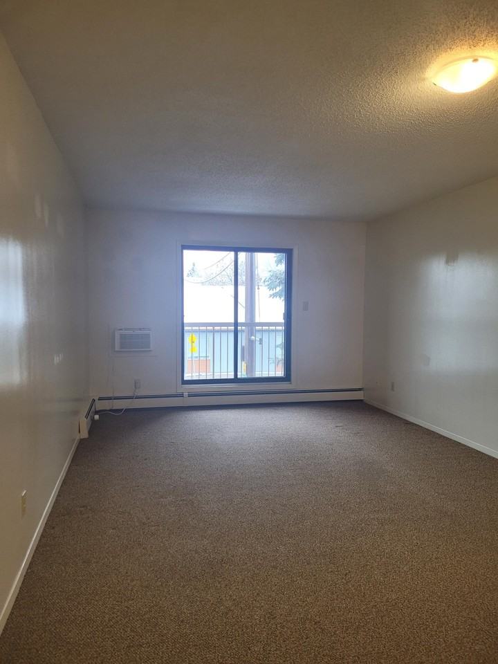 Kiwanis Manor 55+ Senior Housing - Photo 6 of 16