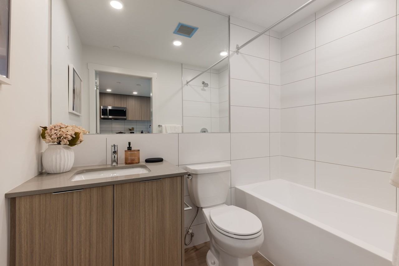 The Elms - Photo 7 of 50