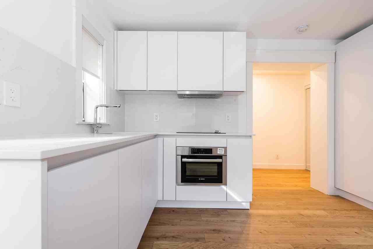 50 Gloucester Street - Photo 2 of 50