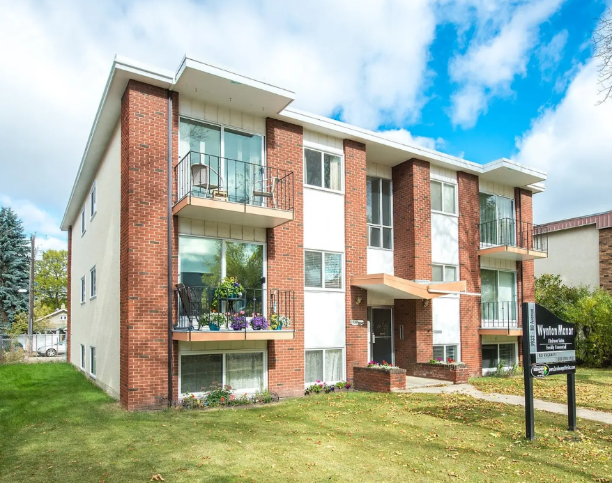 Wynton Manor - Photo 4 of 25