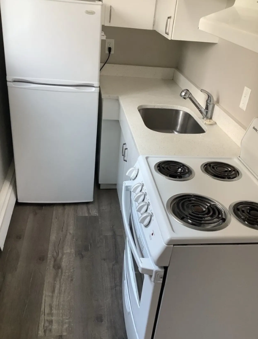 Wynton Manor - Photo 6 of 25