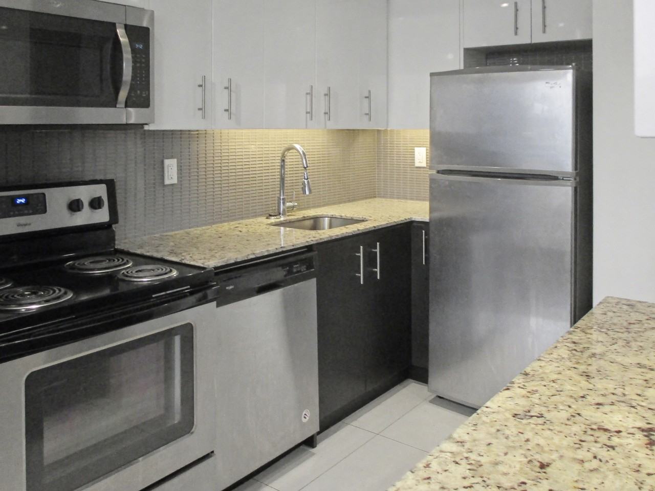 77 St Clair Avenue East - Photo 4 of 45