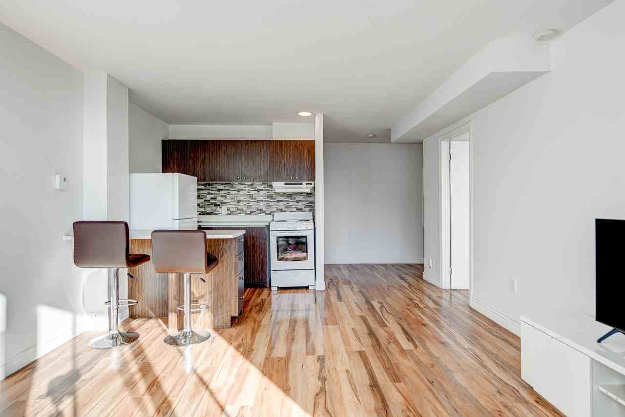 ROYAL-URBAIN - Photo 3 of 42