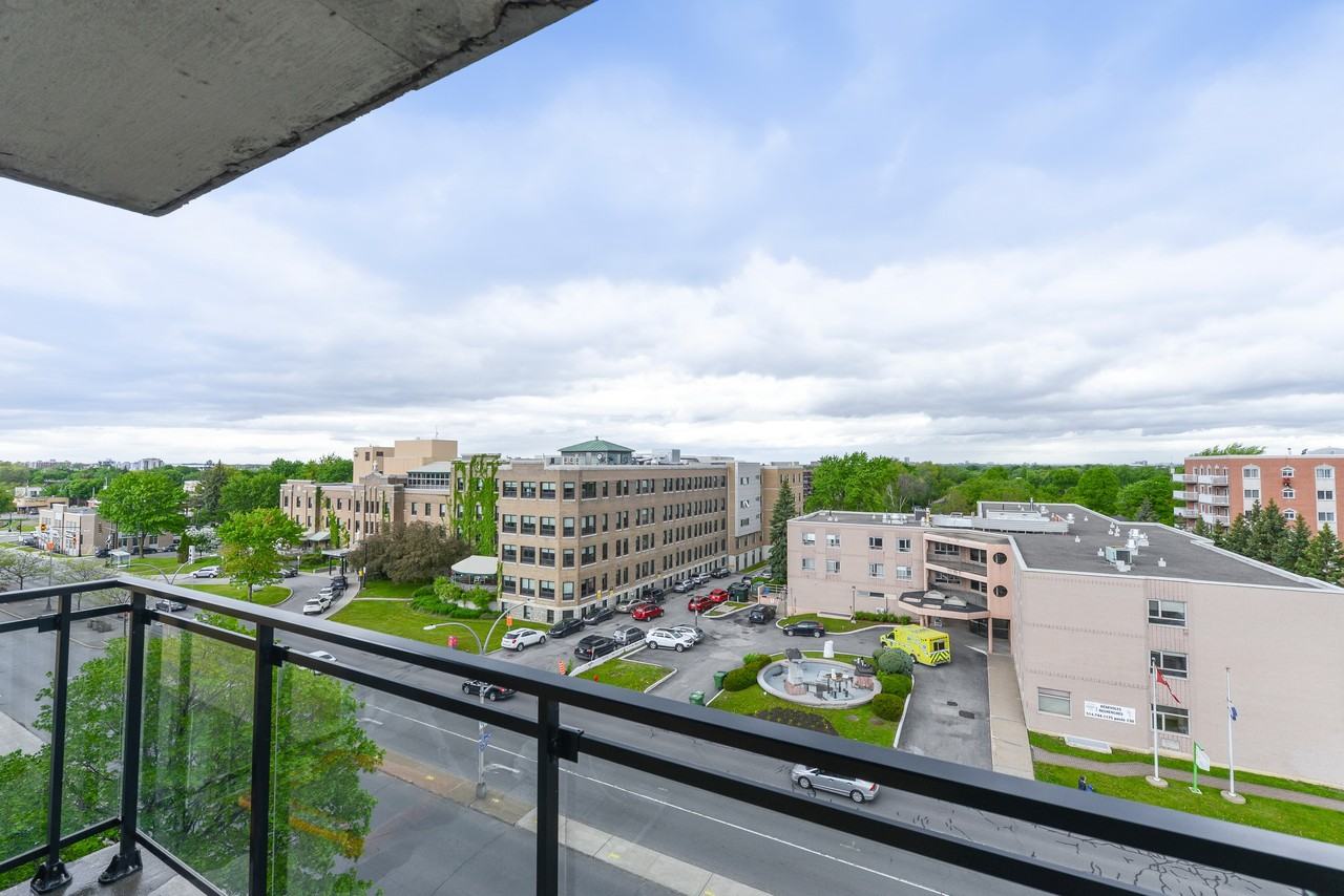 1150 Côte-Vertu - Photo 7 of 10