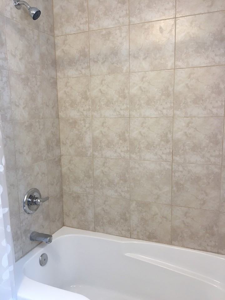 211 12th Avenue SW - Photo 5 of 10