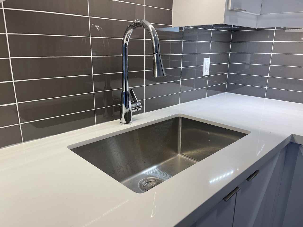 18 Cavell Avenue - Photo 4 of 8