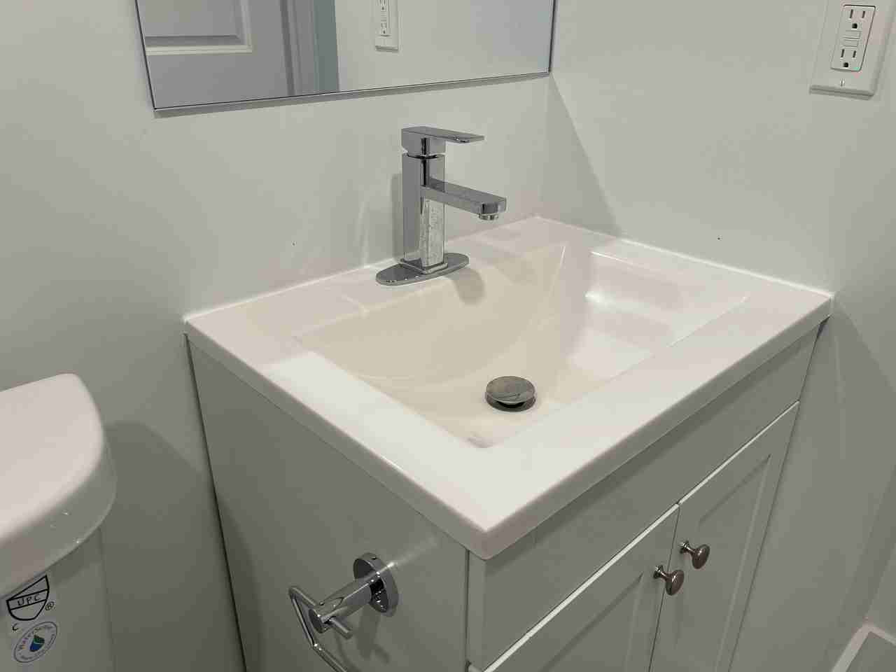 18 Cavell Avenue - Photo 7 of 8