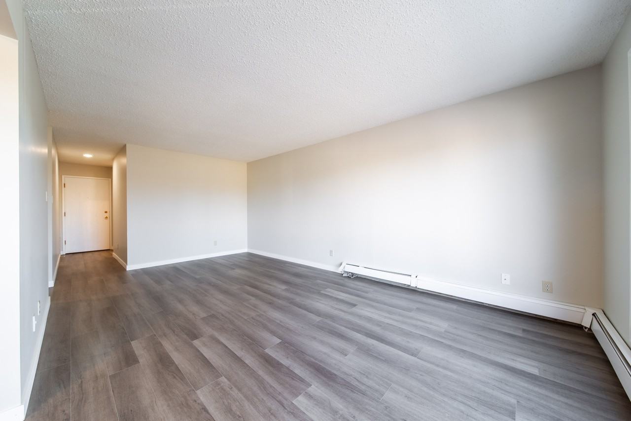 Meadowview Apartments - Photo 6 of 25