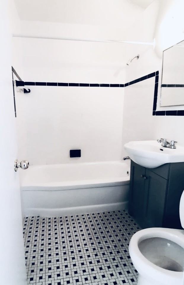 1455 Wilson Avenue - Photo 5 of 8