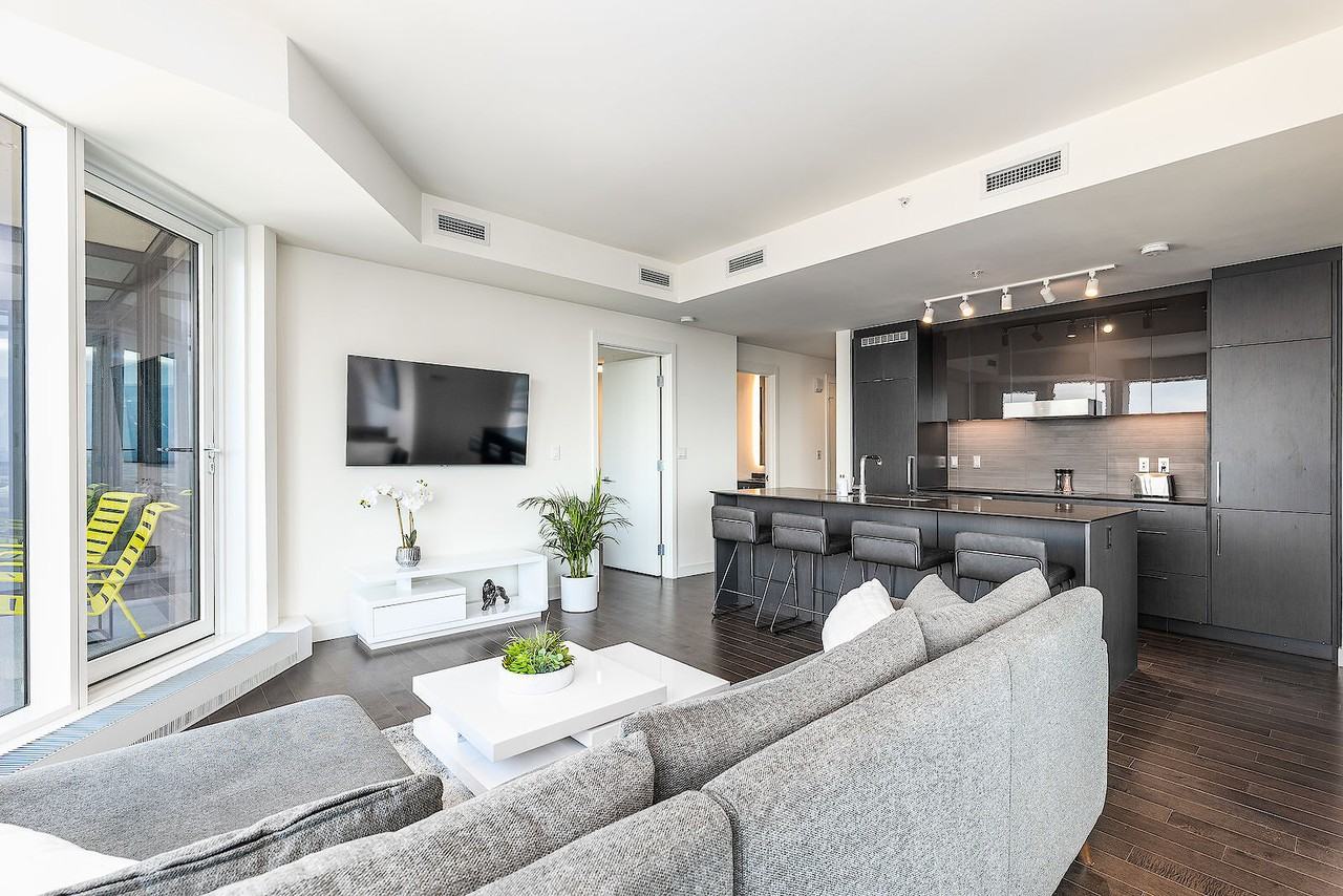 Legends Condos - Photo 2 of 16